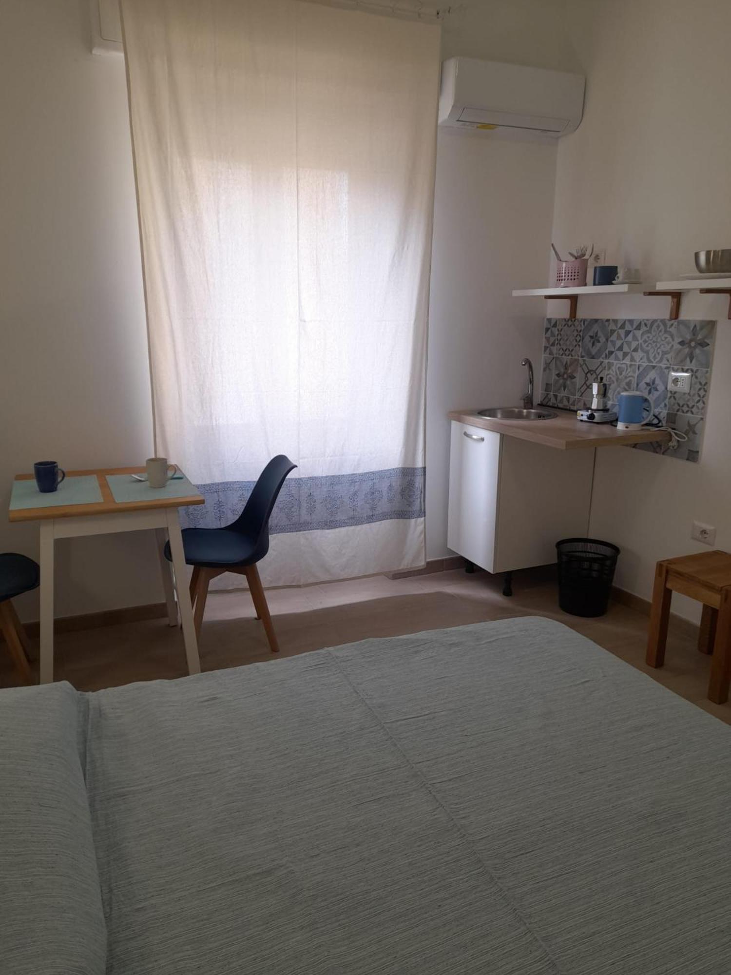 Beach Rooms 1 Self Check-In Алгеро Екстериор снимка