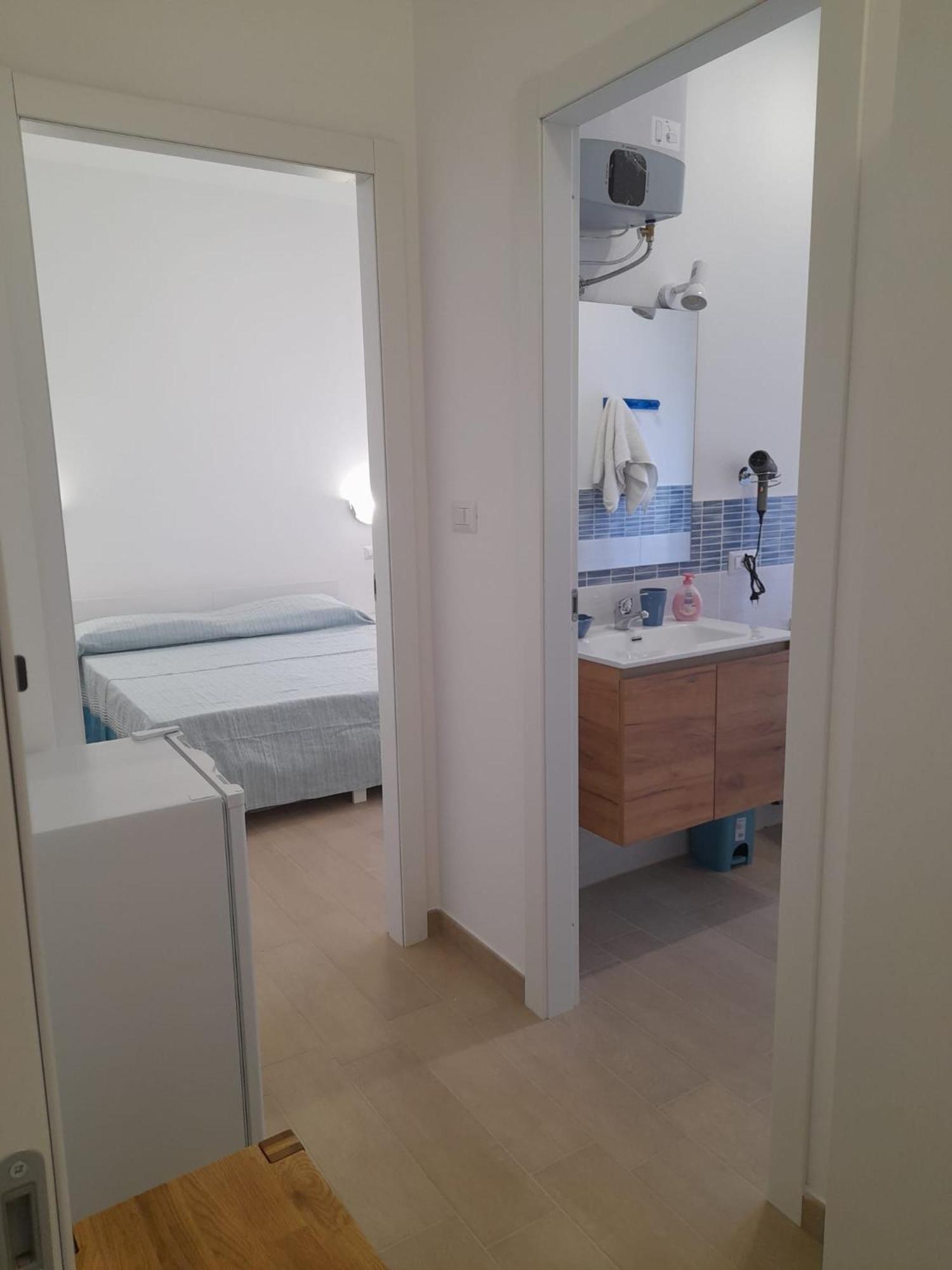 Beach Rooms 1 Self Check-In Алгеро Екстериор снимка