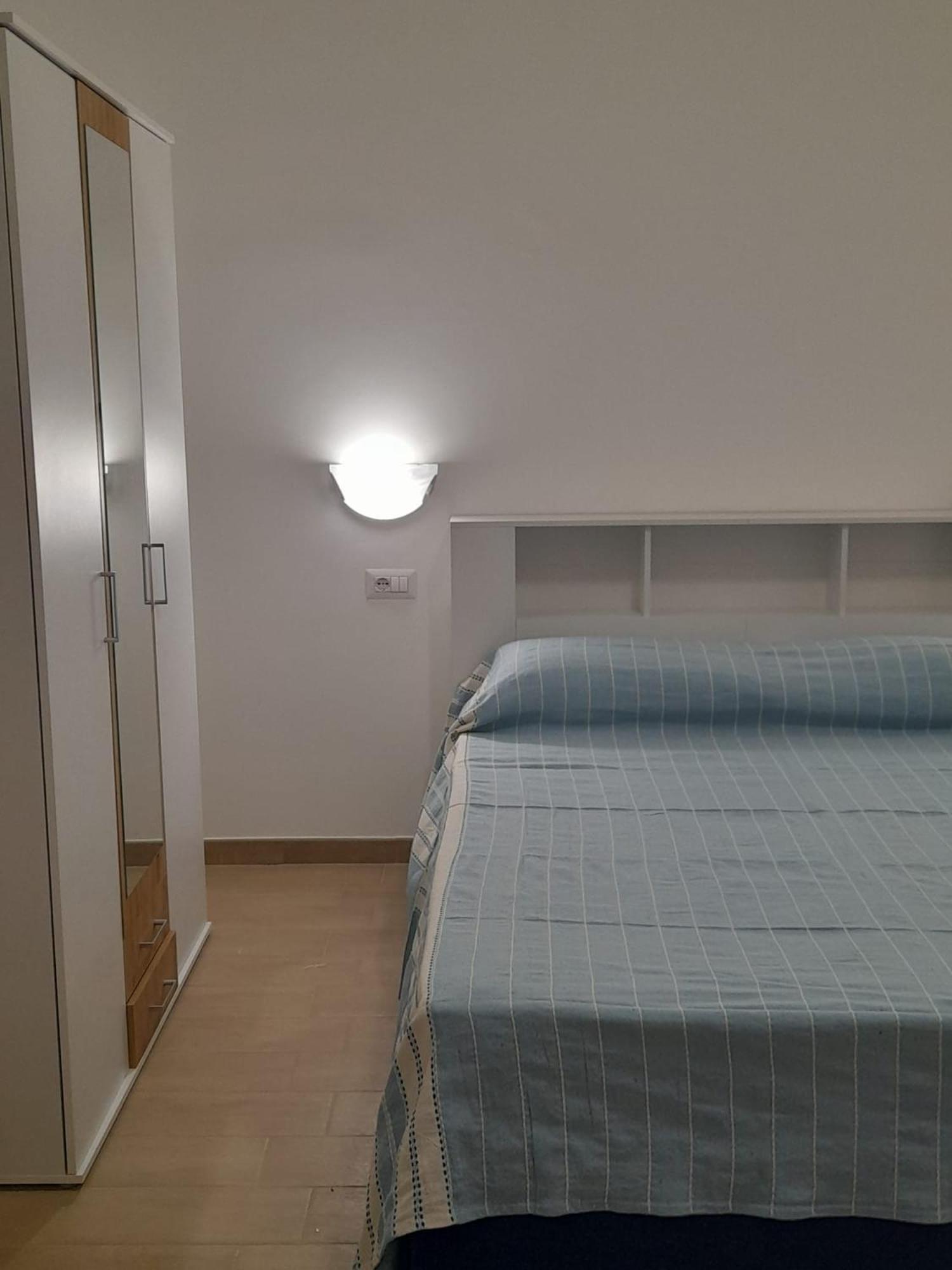 Beach Rooms 1 Self Check-In Алгеро Екстериор снимка